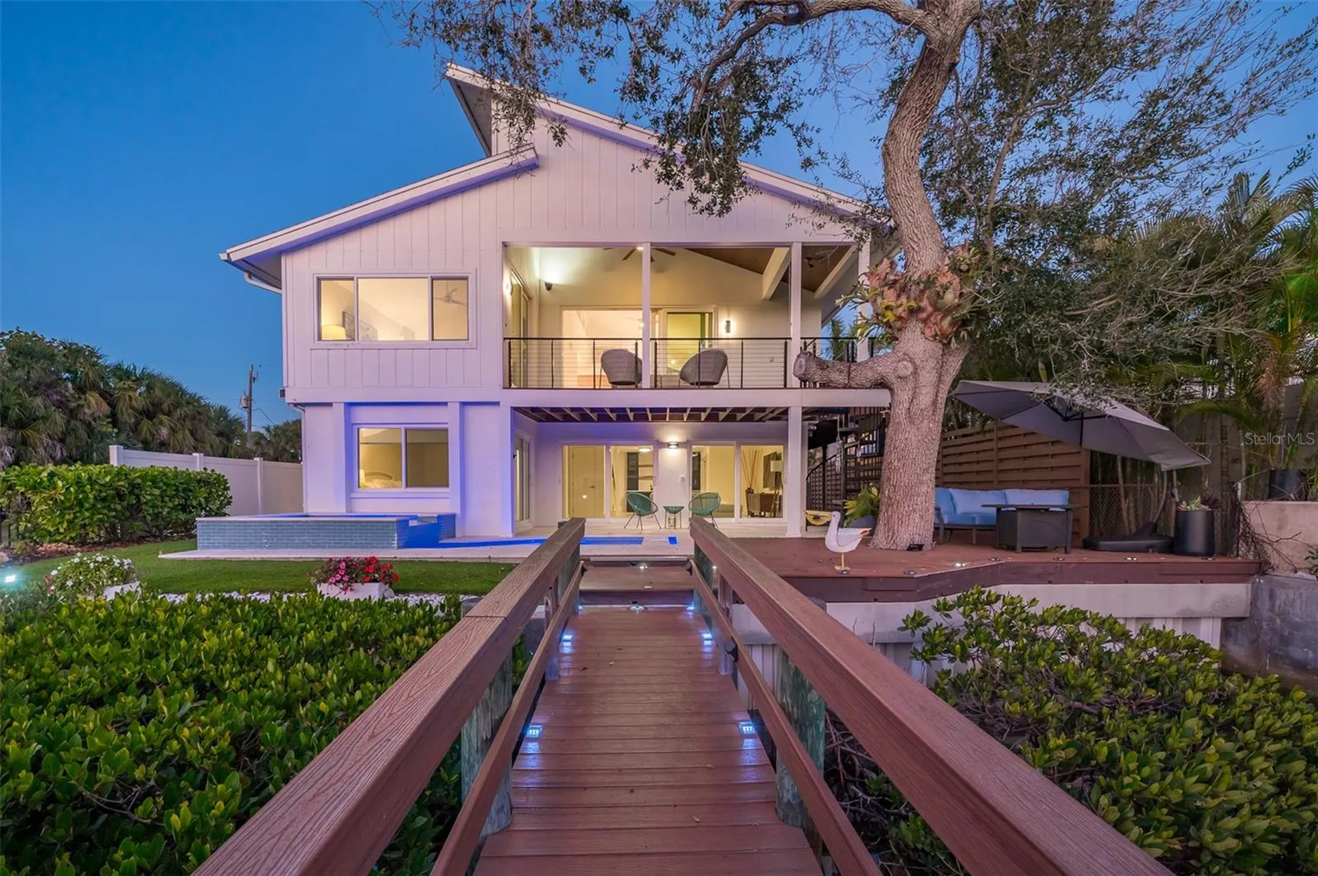 4938 Commonwealth Drive Sarasota FL 34242