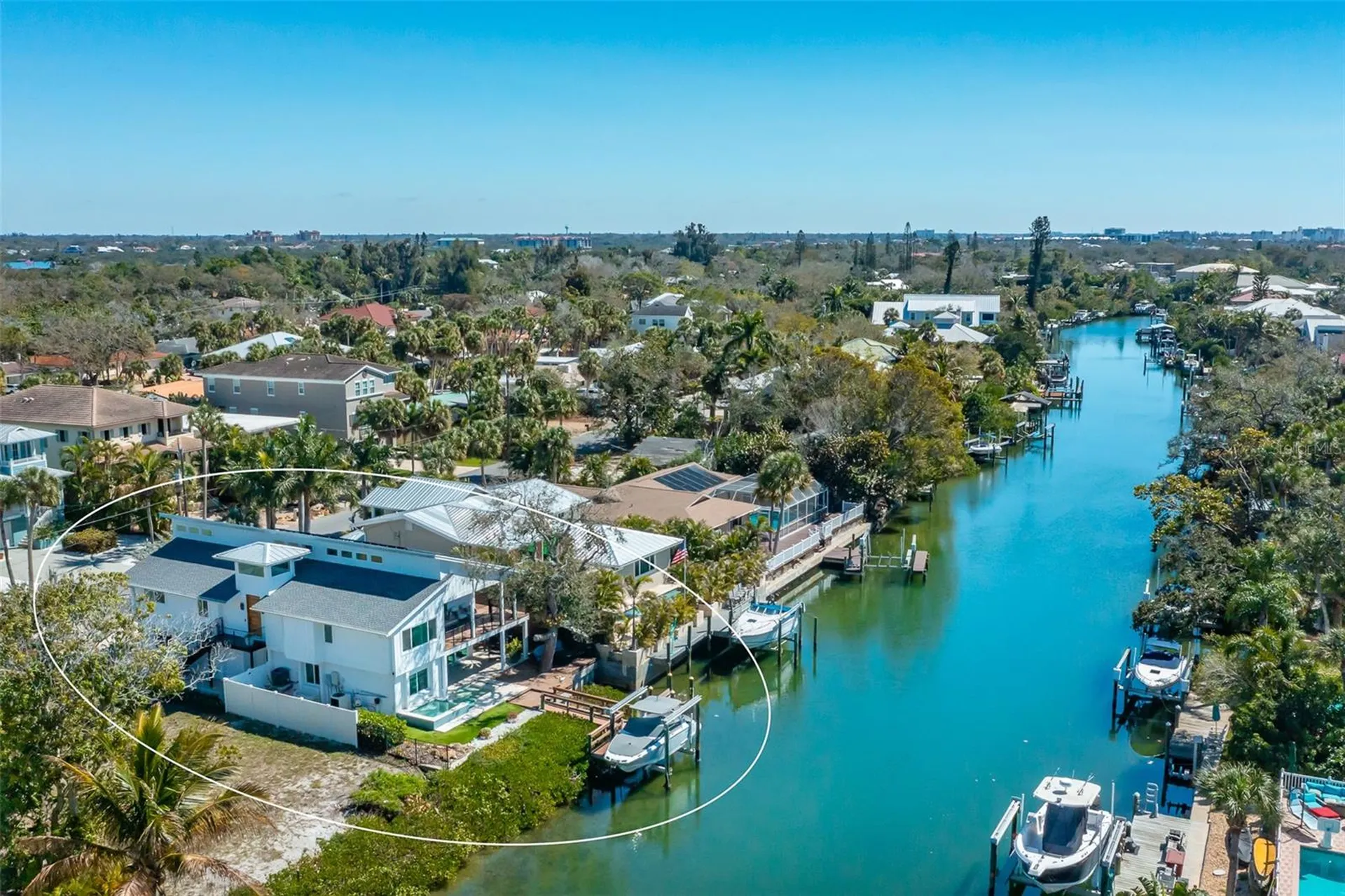 4938 Commonwealth Drive Sarasota FL 34242