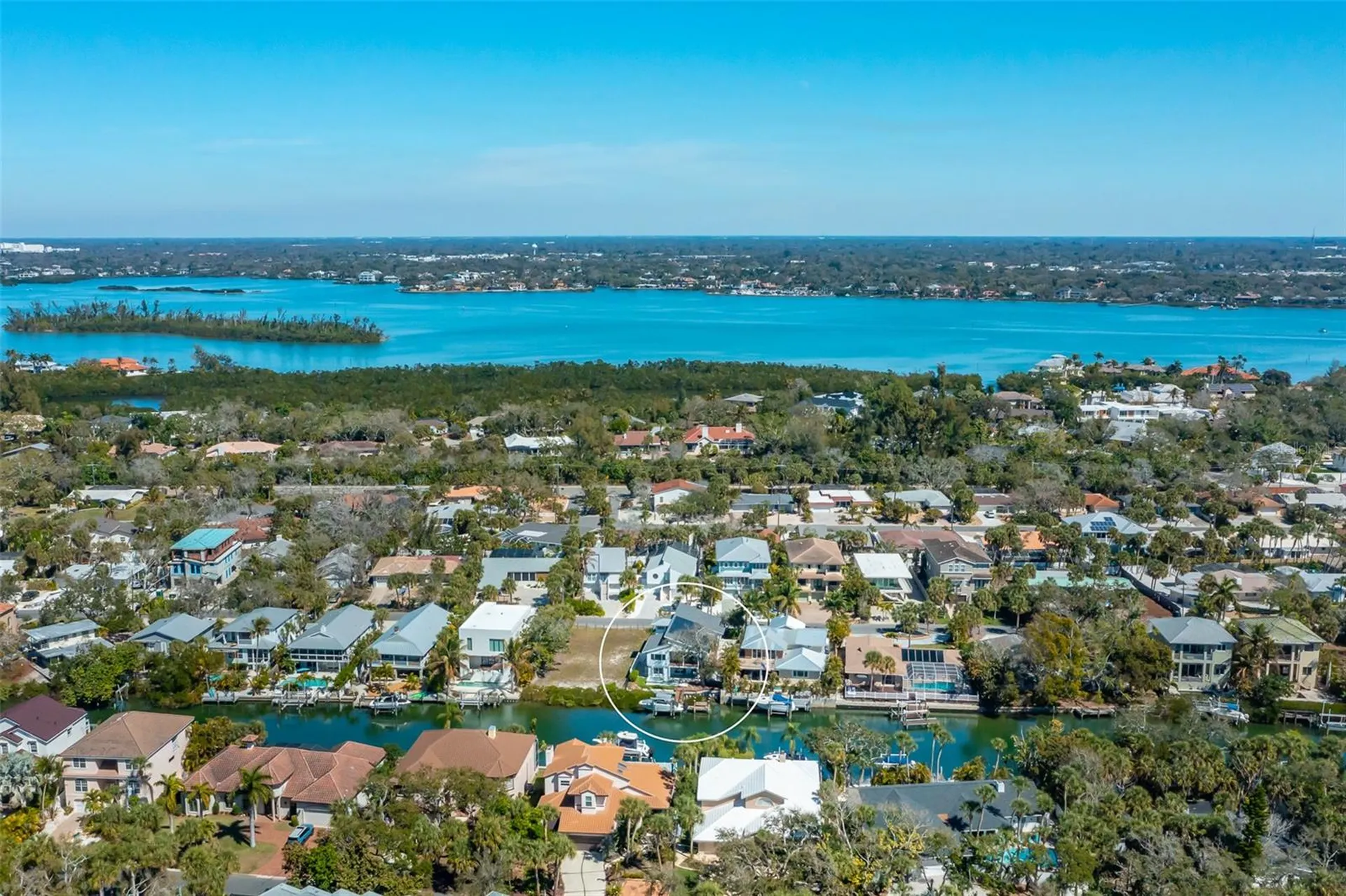 4938 Commonwealth Drive Sarasota FL 34242
