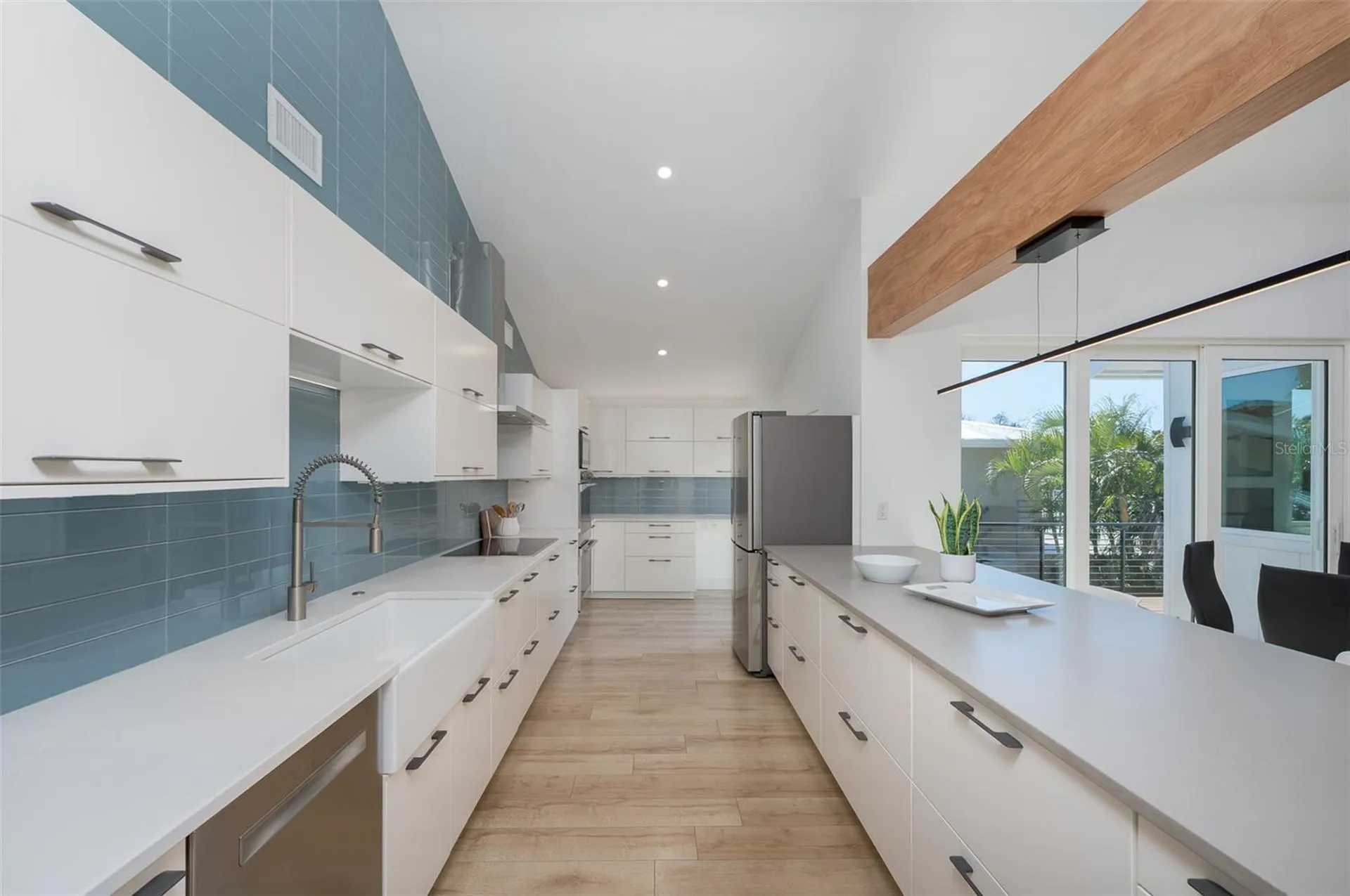 4938 Commonwealth Drive Sarasota FL 34242