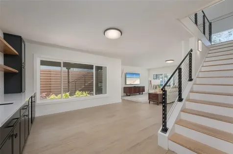 4938 Commonwealth Drive Sarasota FL 34242