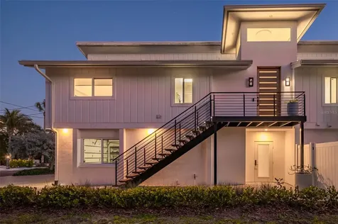 4938 Commonwealth Drive Sarasota FL 34242