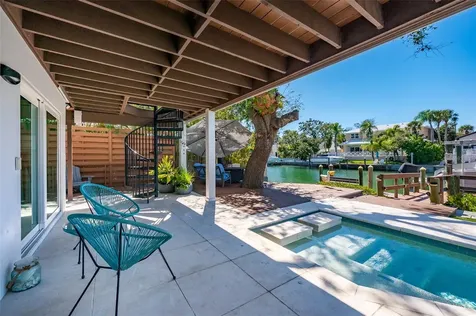 4938 Commonwealth Drive Sarasota FL 34242
