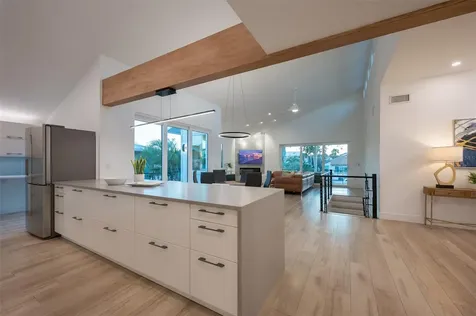 4938 Commonwealth Drive Sarasota FL 34242