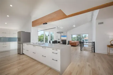 4938 Commonwealth Drive Sarasota FL 34242