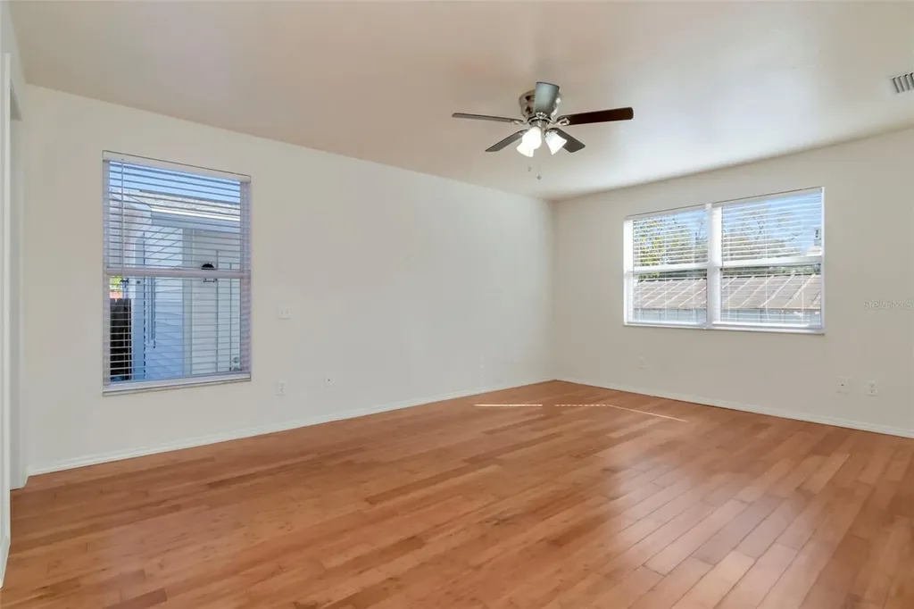 3305 56th Avenue N St Petersburg FL 33714
