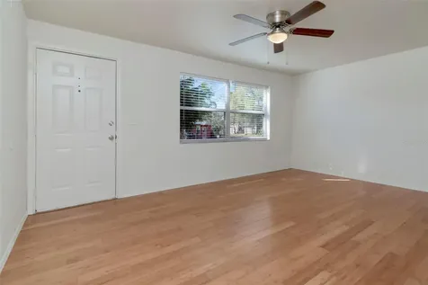 3305 56th Avenue N St Petersburg FL 33714