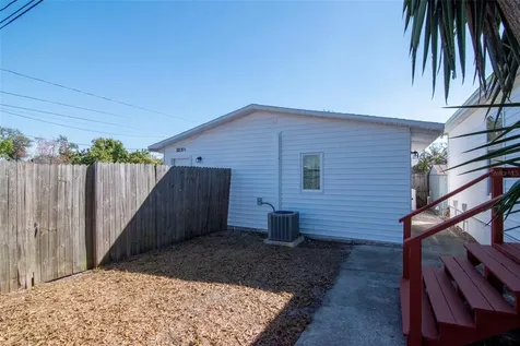 3305 56th Avenue N St Petersburg FL 33714