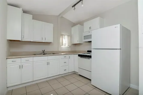 3305 56th Avenue N St Petersburg FL 33714