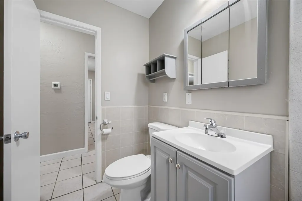 327 Barbara Circle Belleair FL 33756