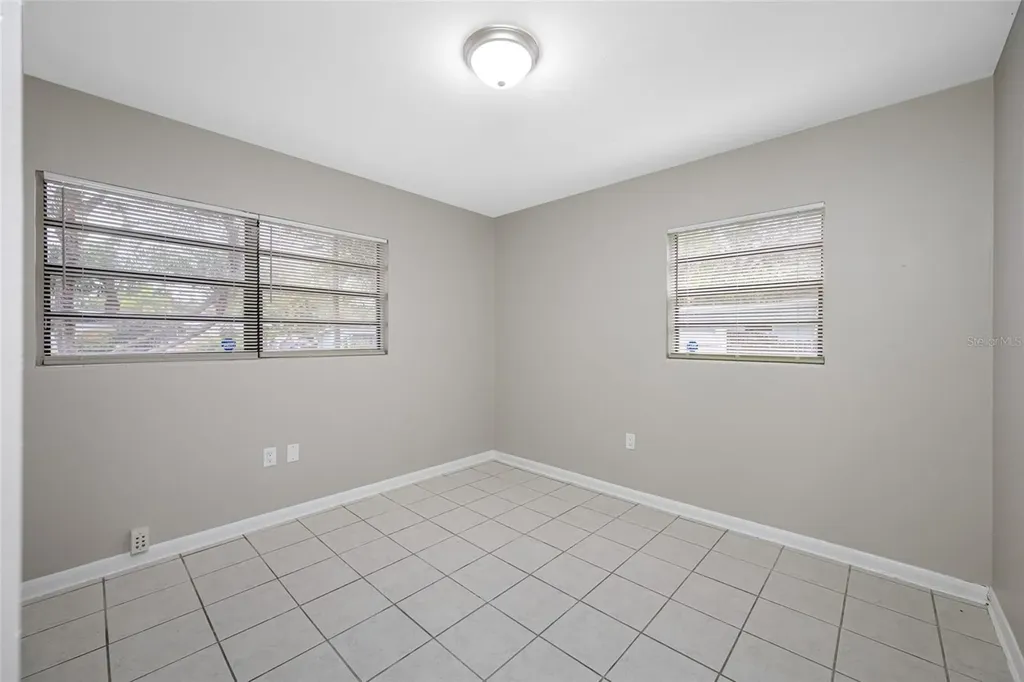 327 Barbara Circle Belleair FL 33756