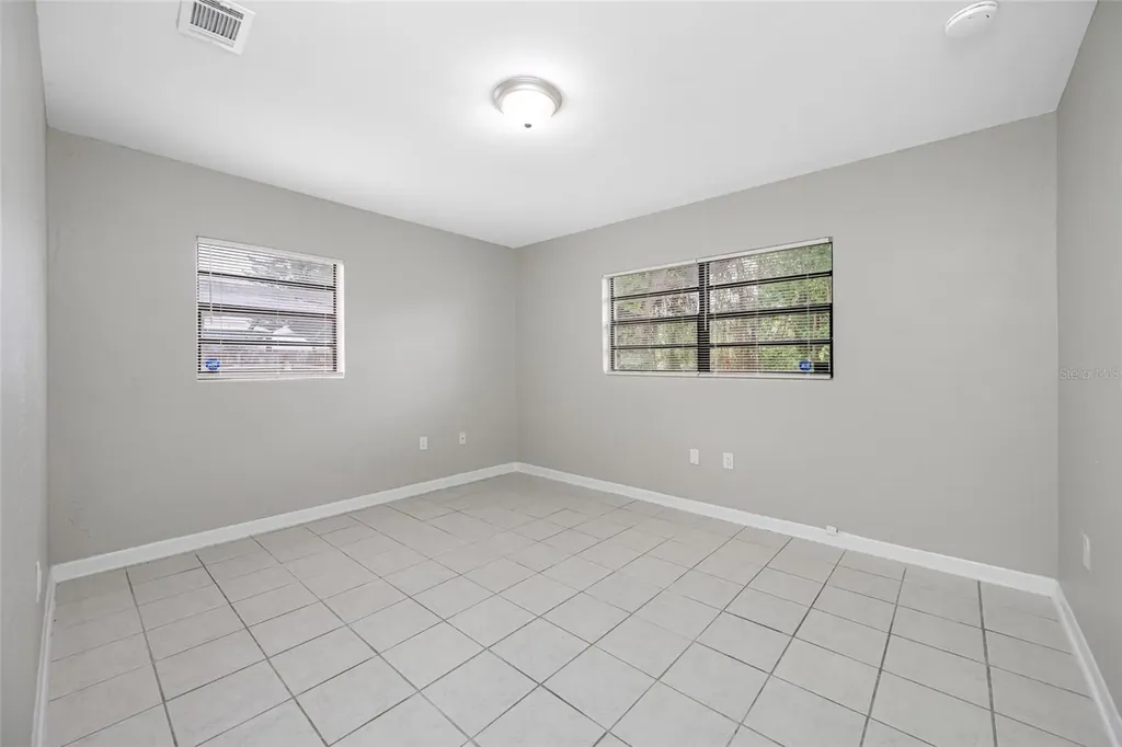 327 Barbara Circle Belleair FL 33756