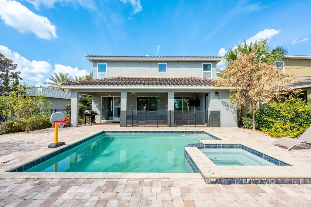 111 Lasso Drive Kissimmee FL 34747