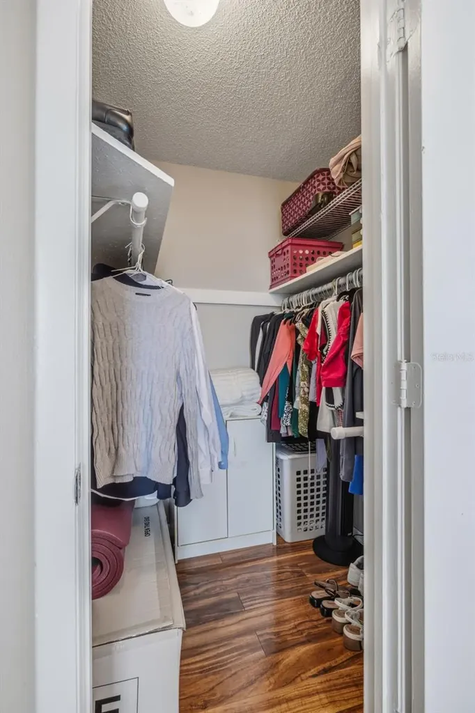 455 Alt 19 S Palm Harbor FL 34683