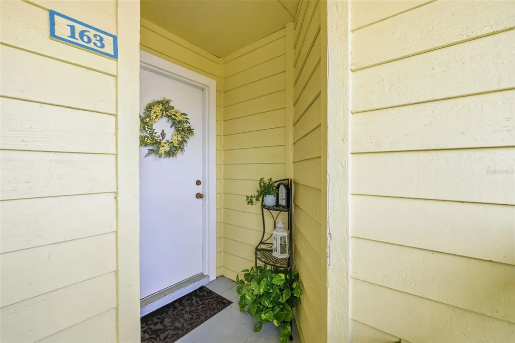 455 Alt 19 S Palm Harbor FL 34683