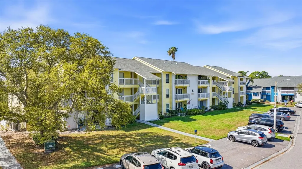 455 Alt 19 S Palm Harbor FL 34683