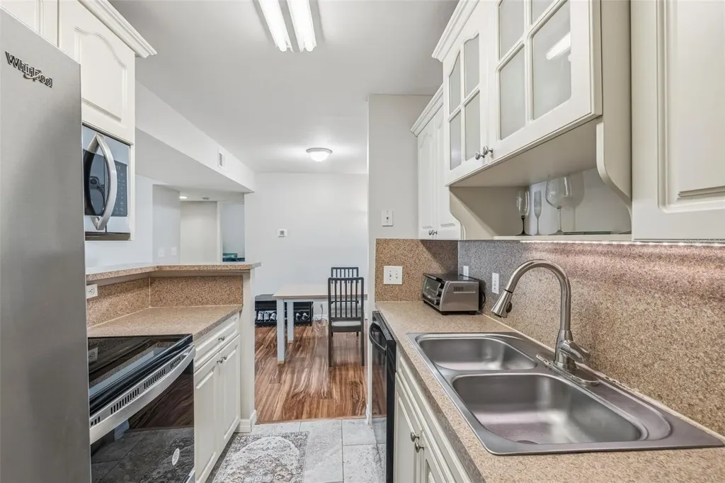 455 Alt 19 S Palm Harbor FL 34683