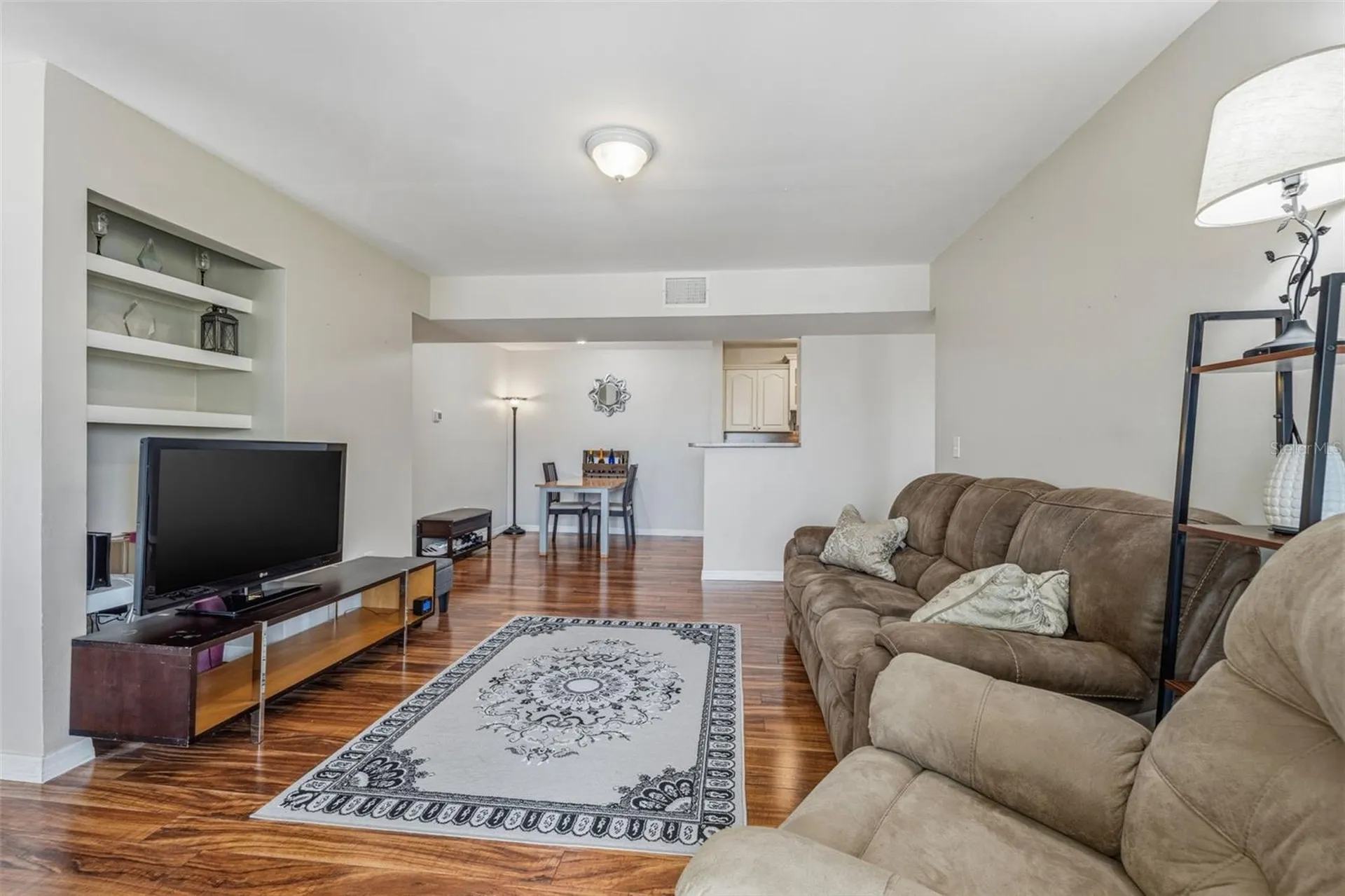 455 Alt 19 S Palm Harbor FL 34683