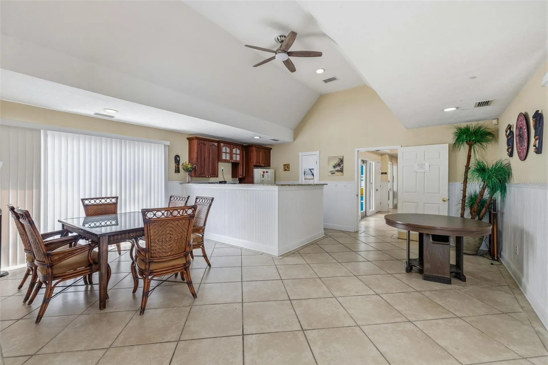 455 Alt 19 S Palm Harbor FL 34683