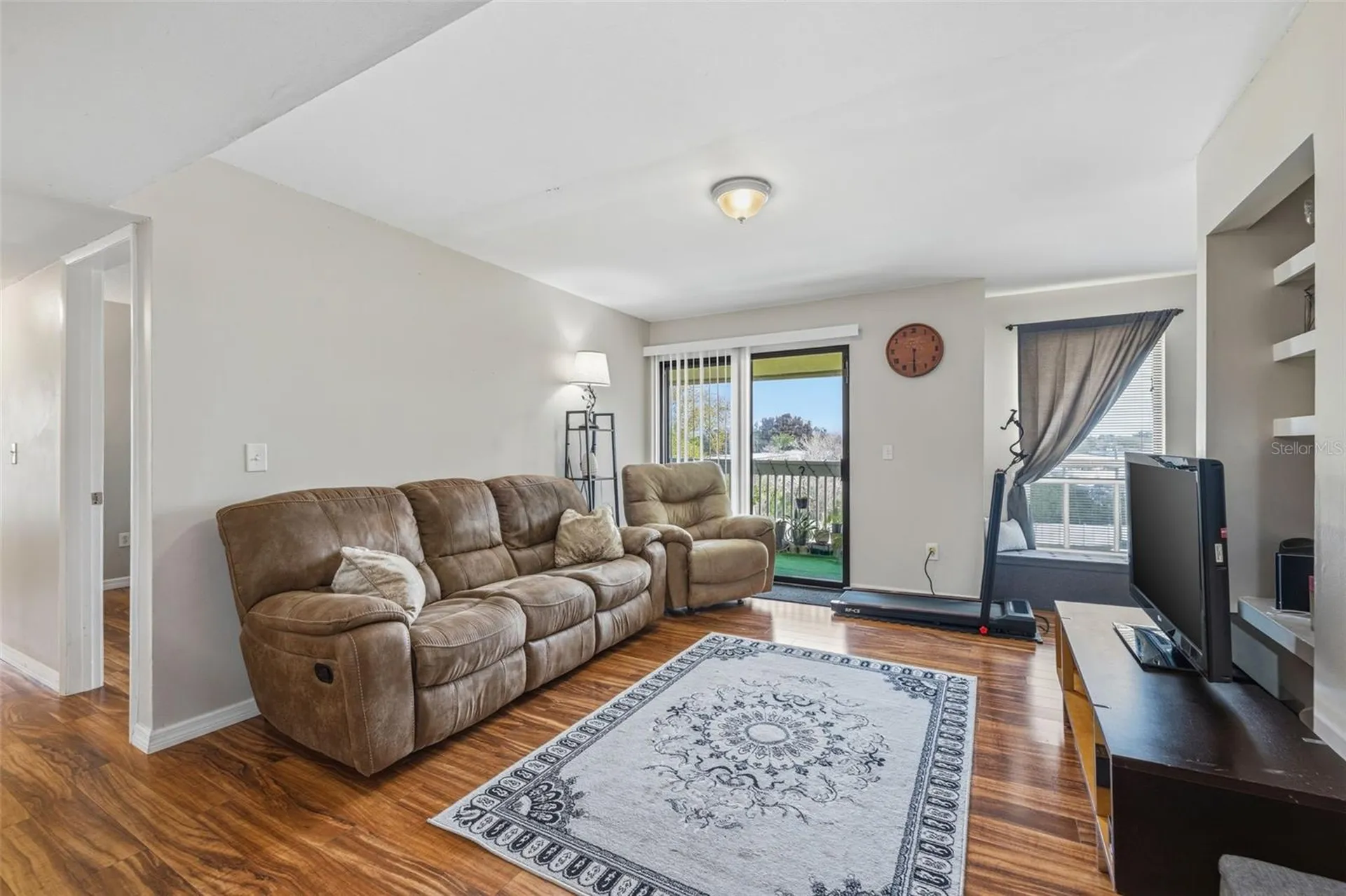 455 Alt 19 S Palm Harbor FL 34683