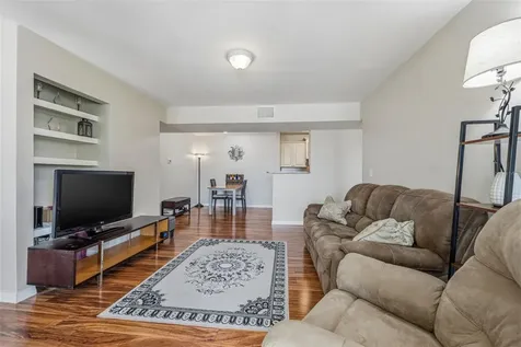 455 Alt 19 S Palm Harbor FL 34683