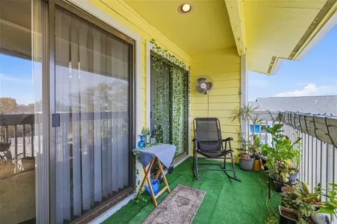455 Alt 19 S Palm Harbor FL 34683