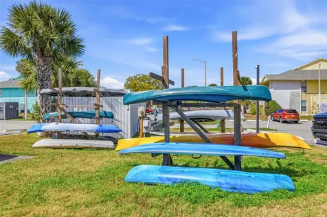 455 Alt 19 S Palm Harbor FL 34683