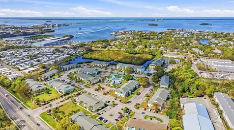455 Alt 19 S Palm Harbor FL 34683