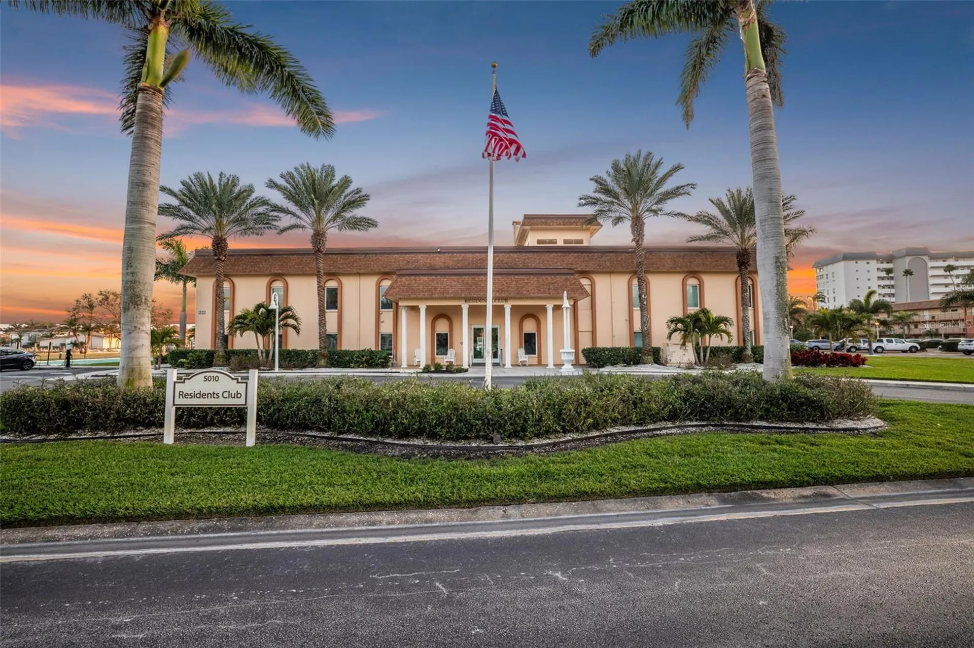 5130 Brittany Drive S St Petersburg FL 33715