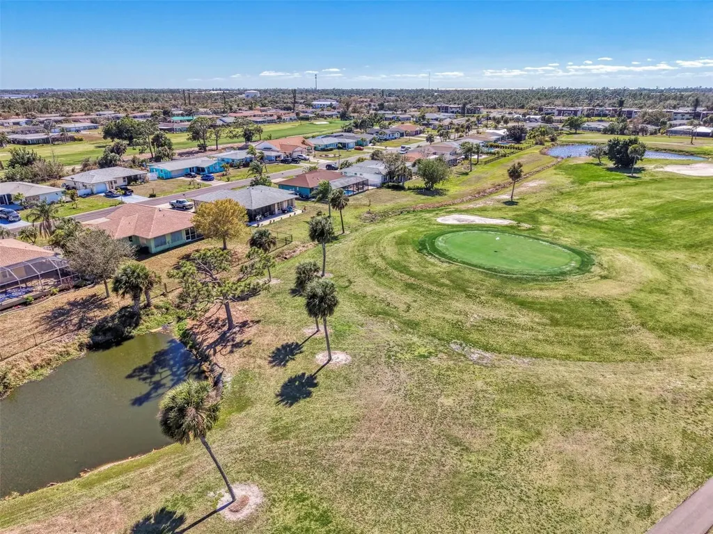 22 Oakland Hills Court Rotonda West FL 33947