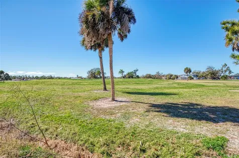 22 Oakland Hills Court Rotonda West FL 33947