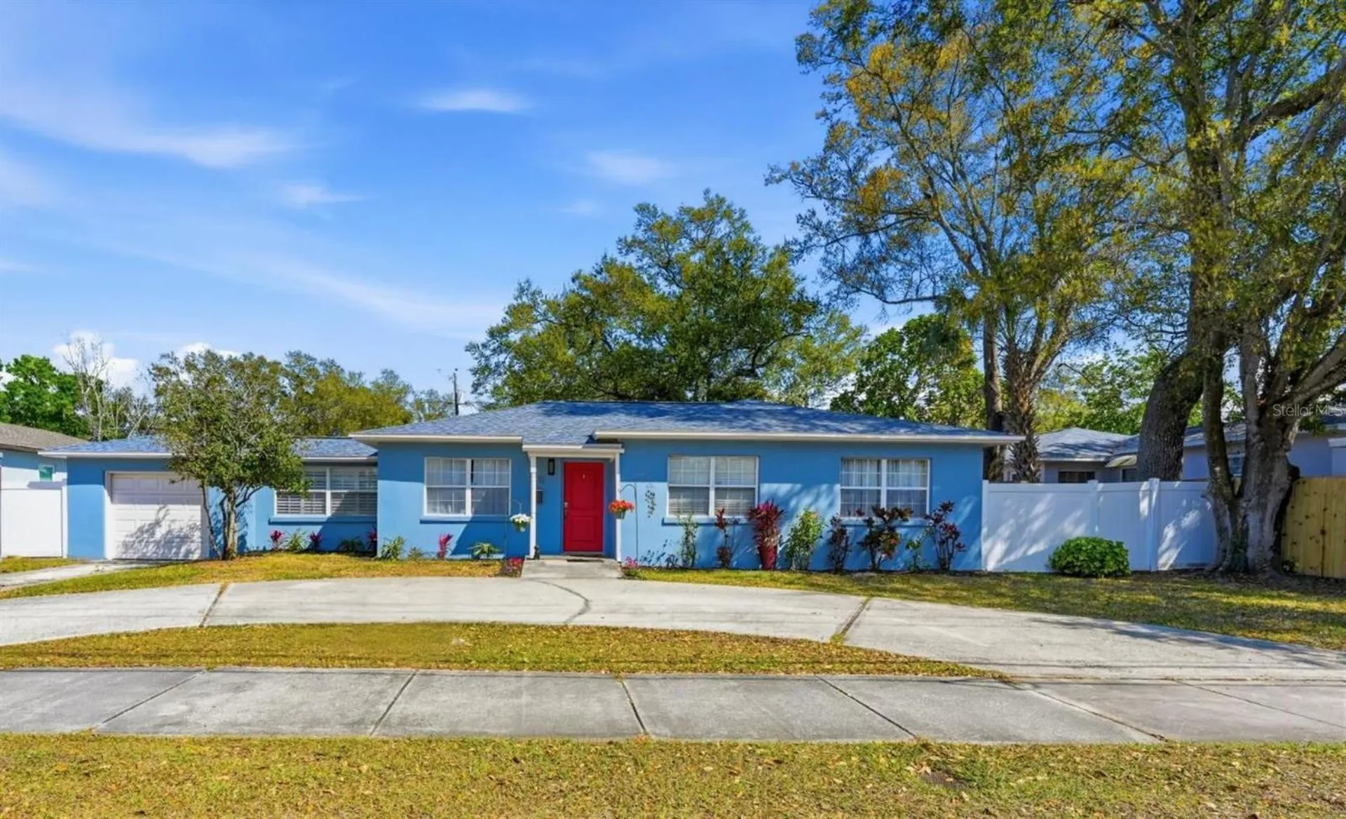 2415 16th Street N St Petersburg FL 33704