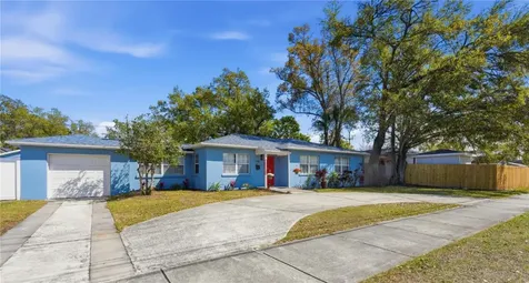2415 16th Street N St Petersburg FL 33704