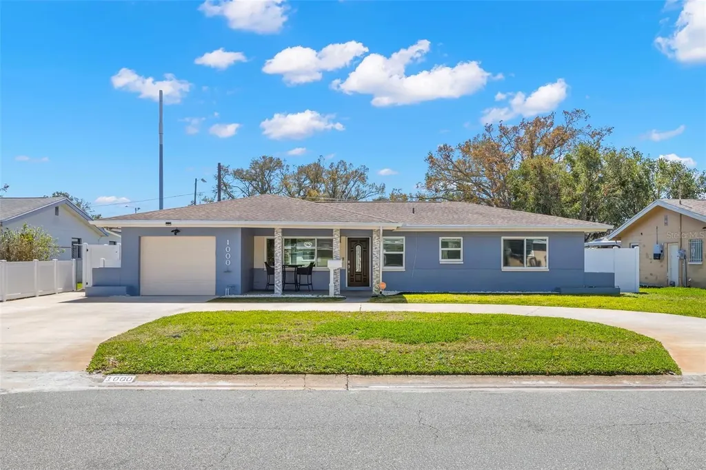 1000 59th Avenue S St Petersburg FL 33705