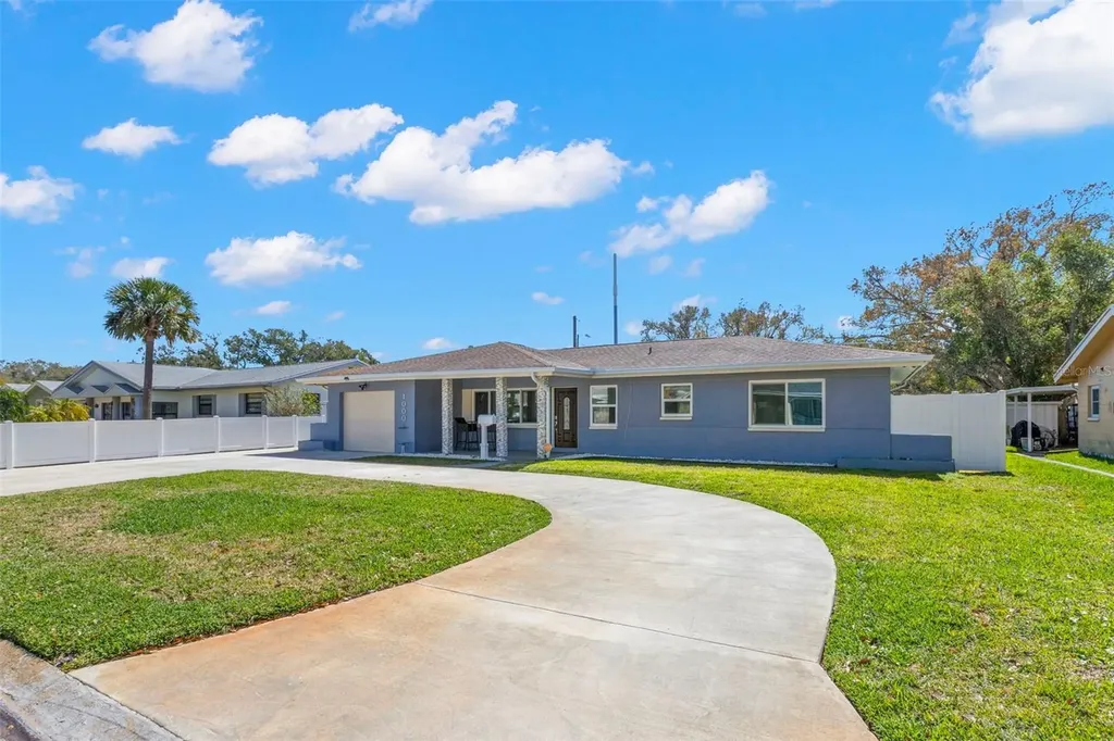 1000 59th Avenue S St Petersburg FL 33705