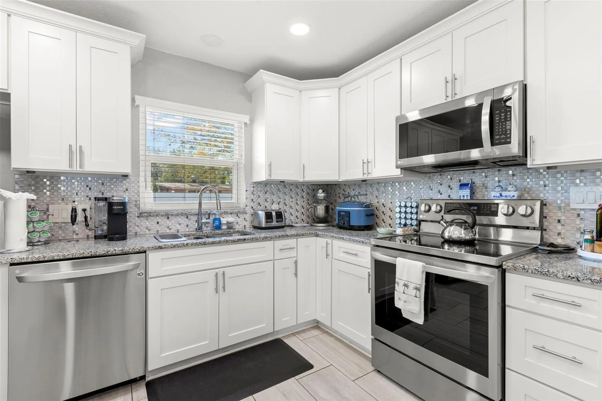 1000 59th Avenue S St Petersburg FL 33705