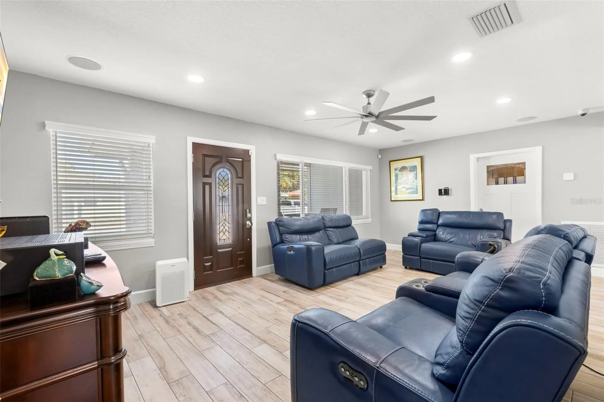 1000 59th Avenue S St Petersburg FL 33705