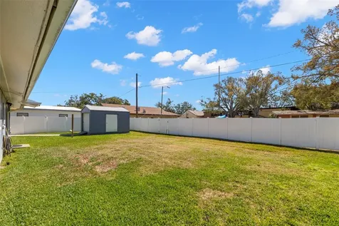 1000 59th Avenue S St Petersburg FL 33705
