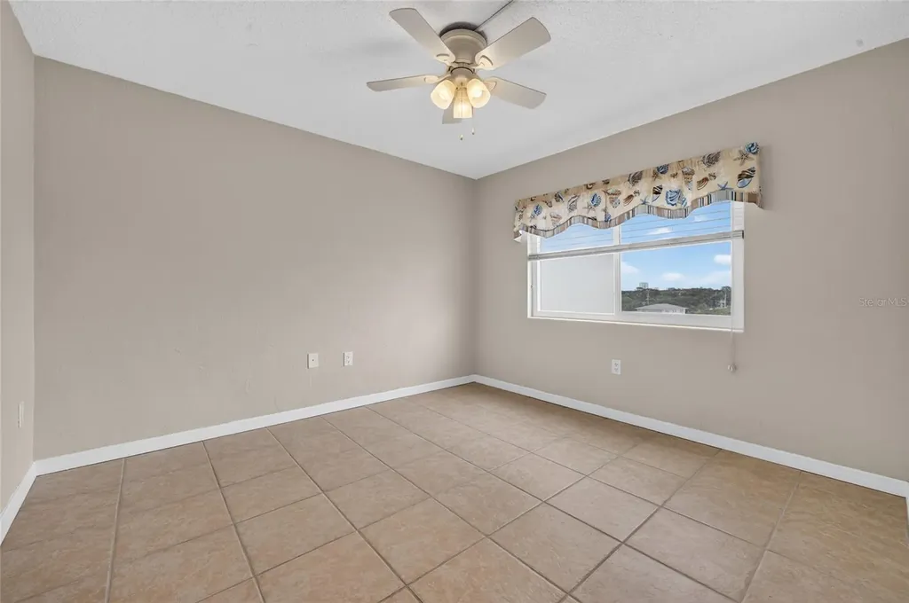 2711 N Halifax Avenue Daytona Beach FL 32118