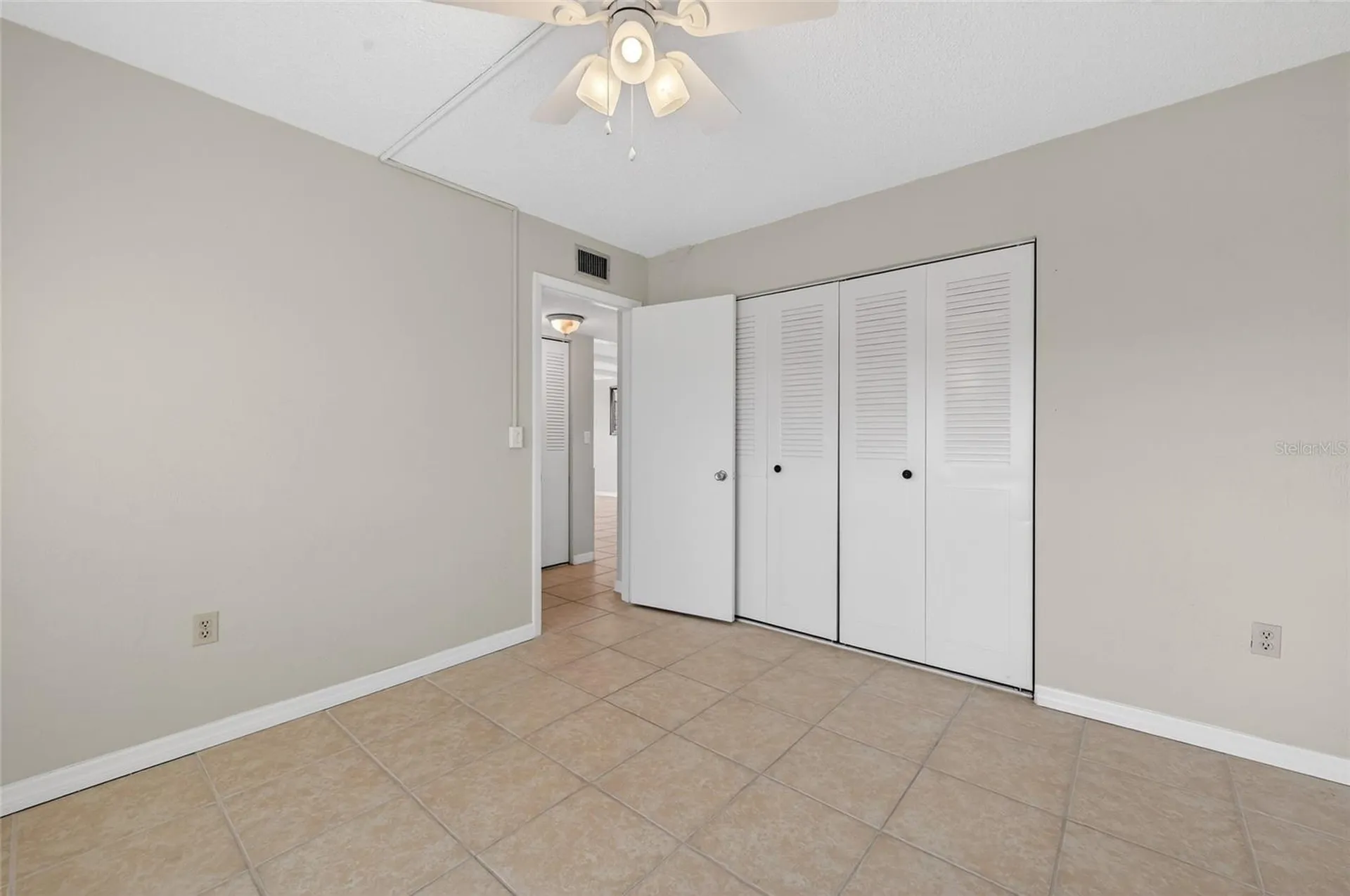 2711 N Halifax Avenue Daytona Beach FL 32118