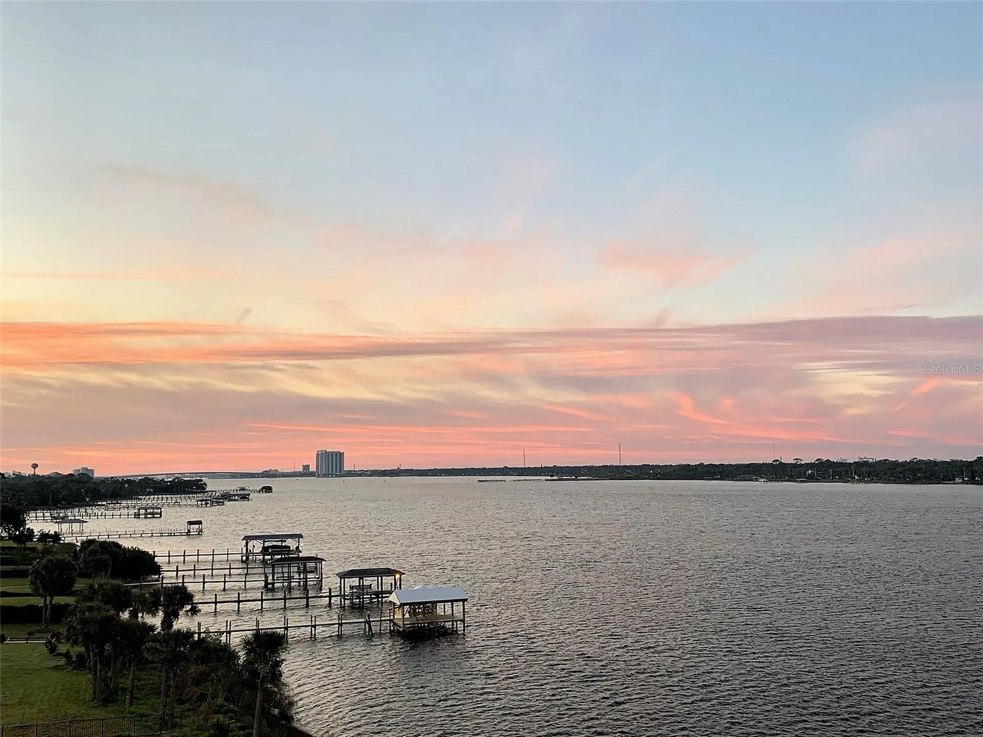 2711 N Halifax Avenue Daytona Beach FL 32118