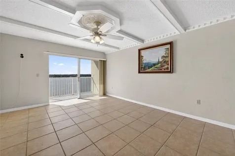 2711 N Halifax Avenue Daytona Beach FL 32118