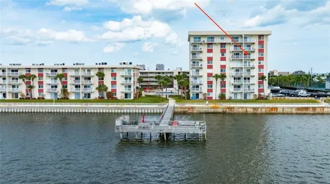 2711 N Halifax Avenue Daytona Beach FL 32118