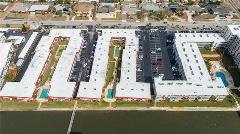 2711 N Halifax Avenue Daytona Beach FL 32118
