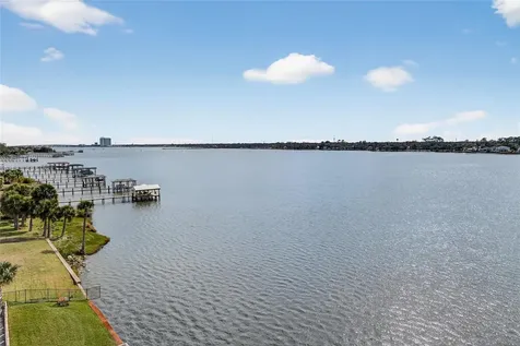 2711 N Halifax Avenue Daytona Beach FL 32118