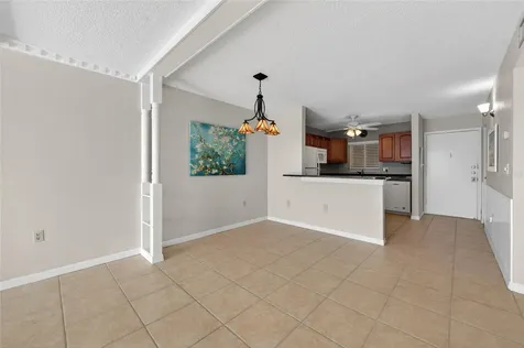 2711 N Halifax Avenue Daytona Beach FL 32118