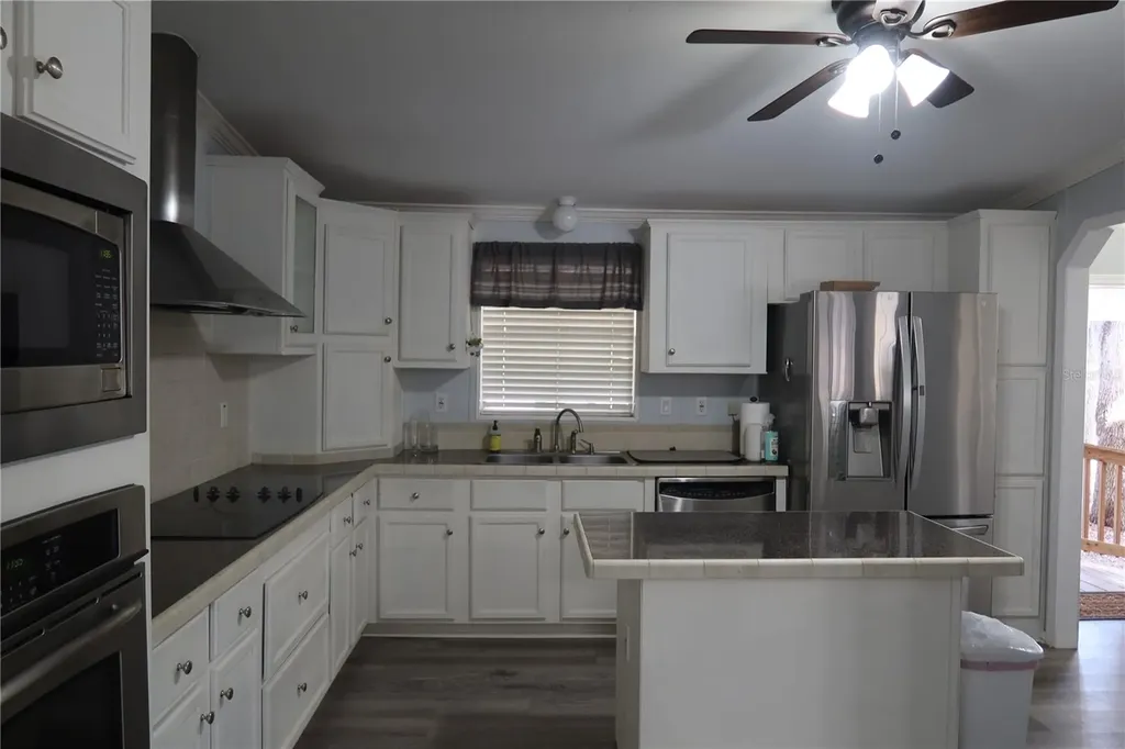 25157 Buttonwood Drive Astatula FL 34705