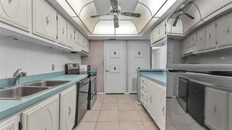 1130 N Lake Parker Avenue Lakeland FL 33805