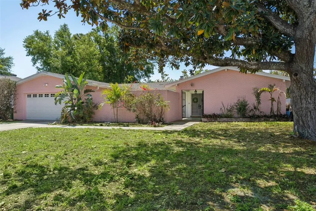 4928 W San Rafael Street Tampa FL 33629