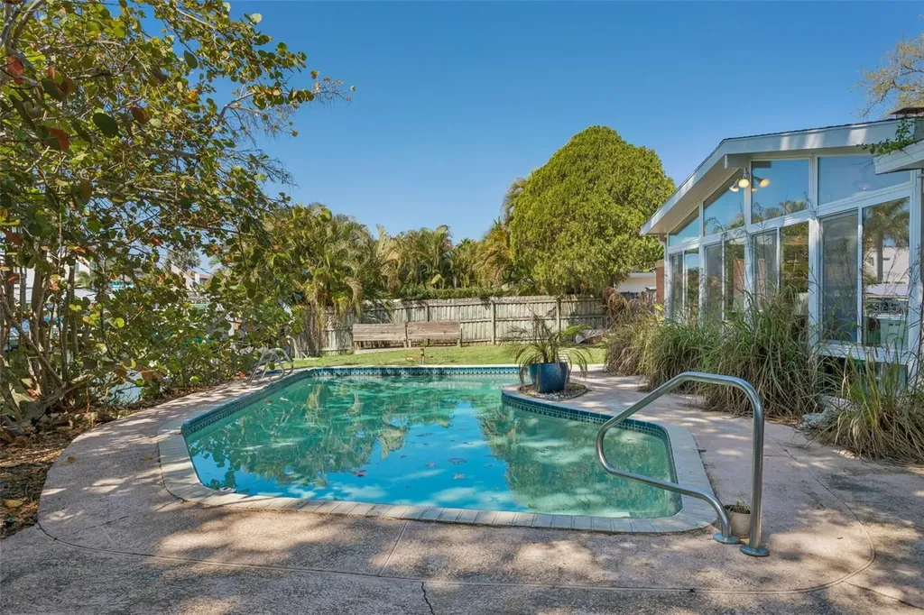 4928 W San Rafael Street Tampa FL 33629
